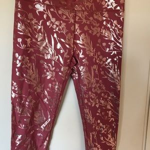 Fabletics gorgeous gold and pink capris.